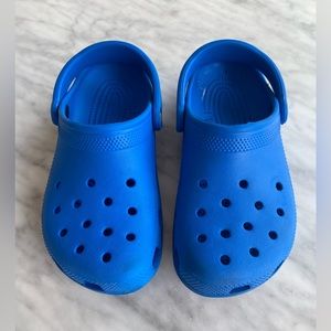 Royal Blue kids Crocs - Size J 4